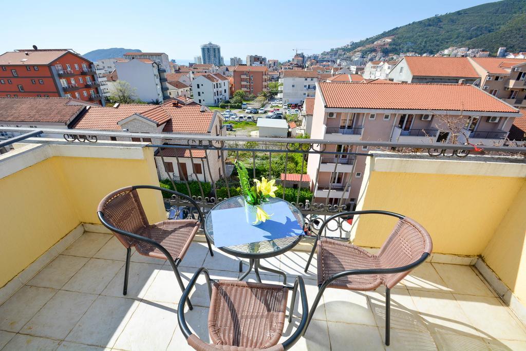 Guest House Villa Iva Budva Exterior photo